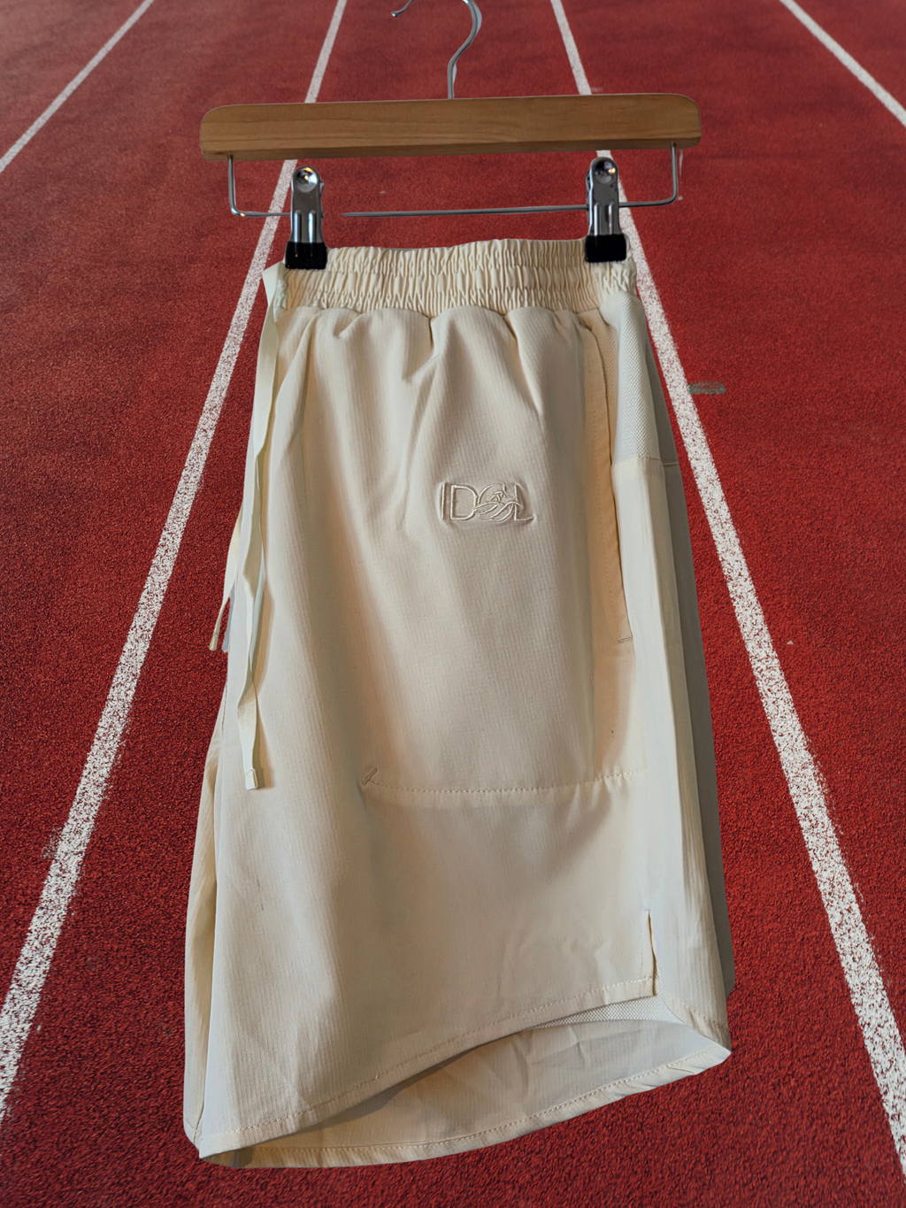 Idol Shorts Beige